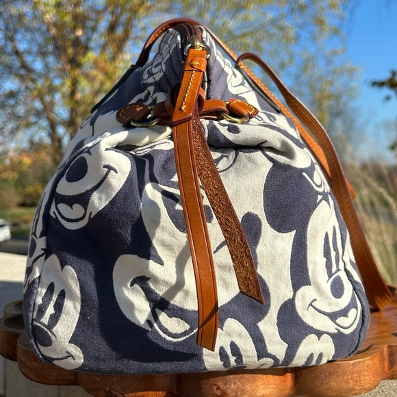 Vintage Dooney & Bourke Mickey Faces Large Domed Satchel Rare GUC - Picture 12 of 17